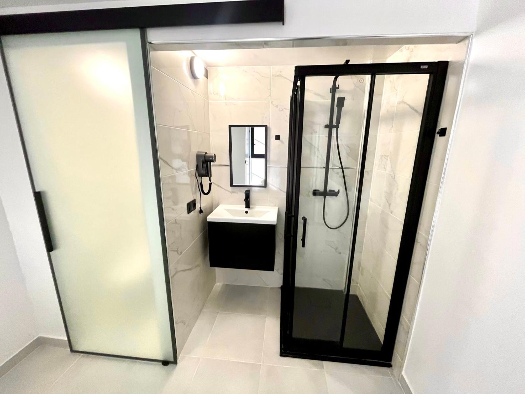 Mt Boutique Suites Y Apartamentos - Adults Only - Матаро Экстерьер фото